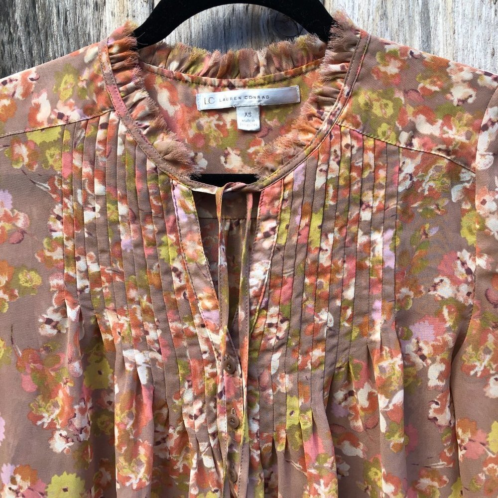 LC Lauren Conrad Abstract Floral Tie Neck Tuxedo Sheer Popover Blouse Size XS - Picture 4 of 6